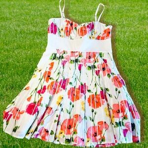 GUESS White Floral Party Sundress Pink/White. Lined in White Satin. Side zip. 9